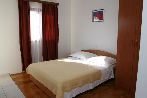 Apartments Gordana Трогир Екстериор снимка